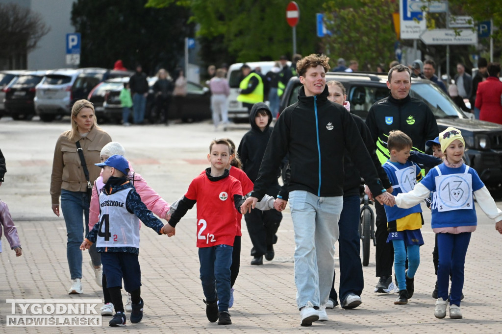 Sztafeta Przedszkolaków podczas 45. Biegu Siarkowca
