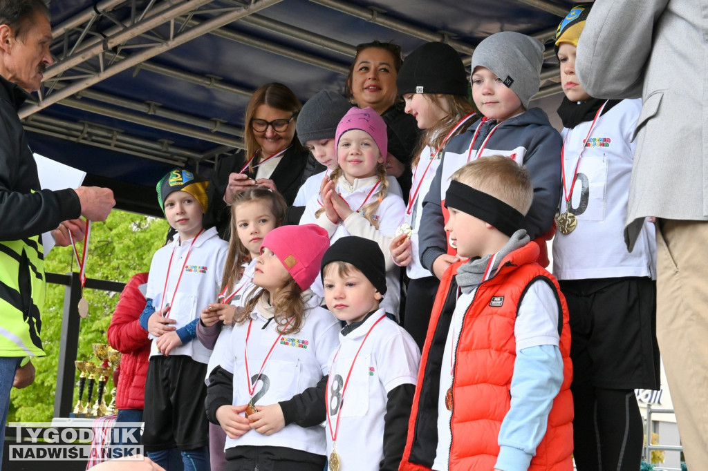 Sztafeta Przedszkolaków podczas 45. Biegu Siarkowca