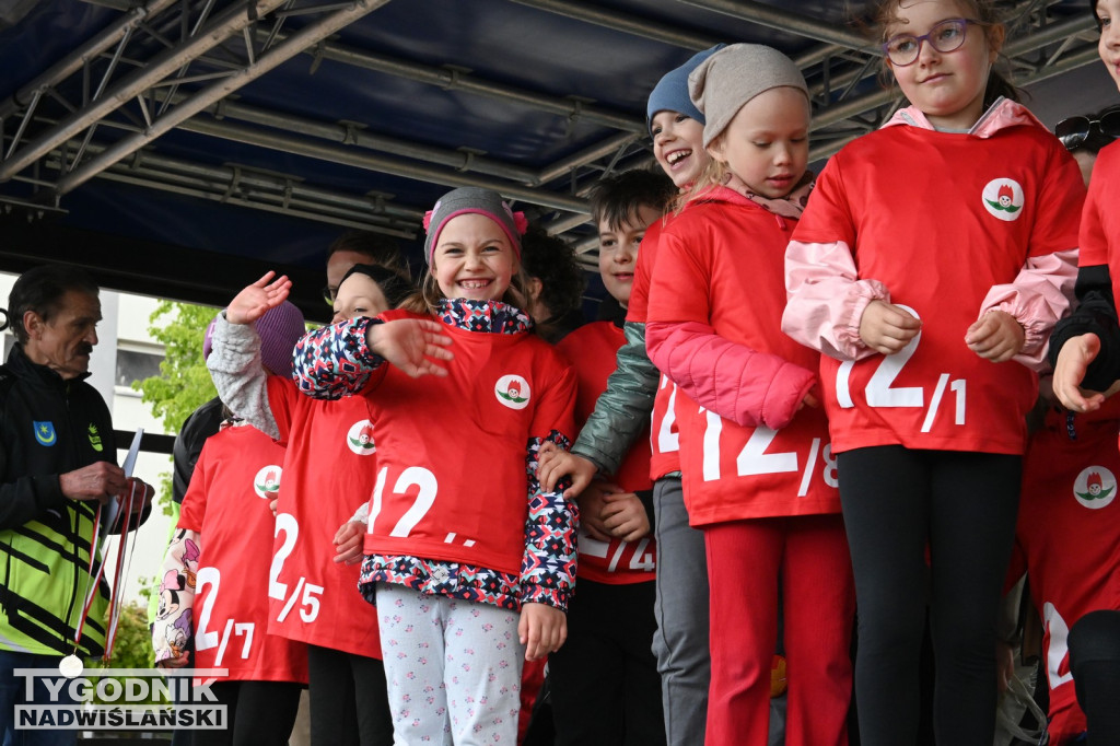 Sztafeta Przedszkolaków podczas 45. Biegu Siarkowca