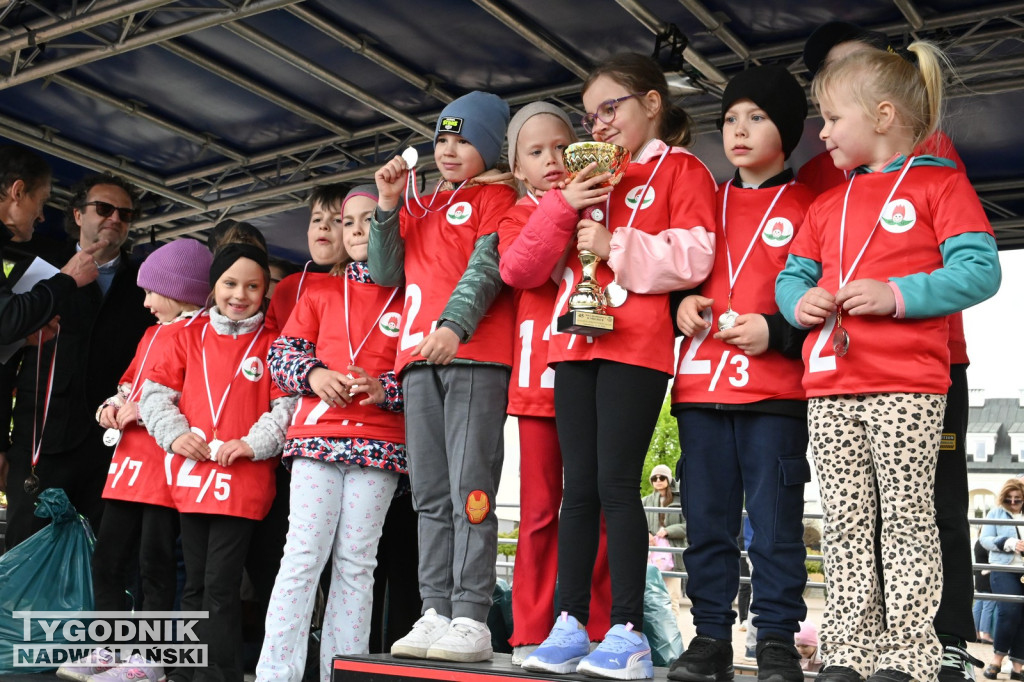 Sztafeta Przedszkolaków podczas 45. Biegu Siarkowca