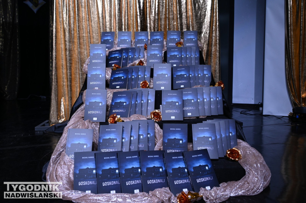 Premiera książki Michała Harnika - DOSKONALI