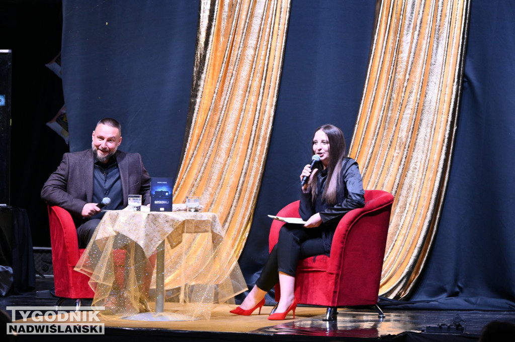 Premiera książki Michała Harnika - DOSKONALI