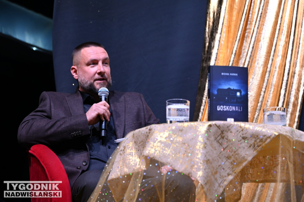 Premiera książki Michała Harnika - DOSKONALI