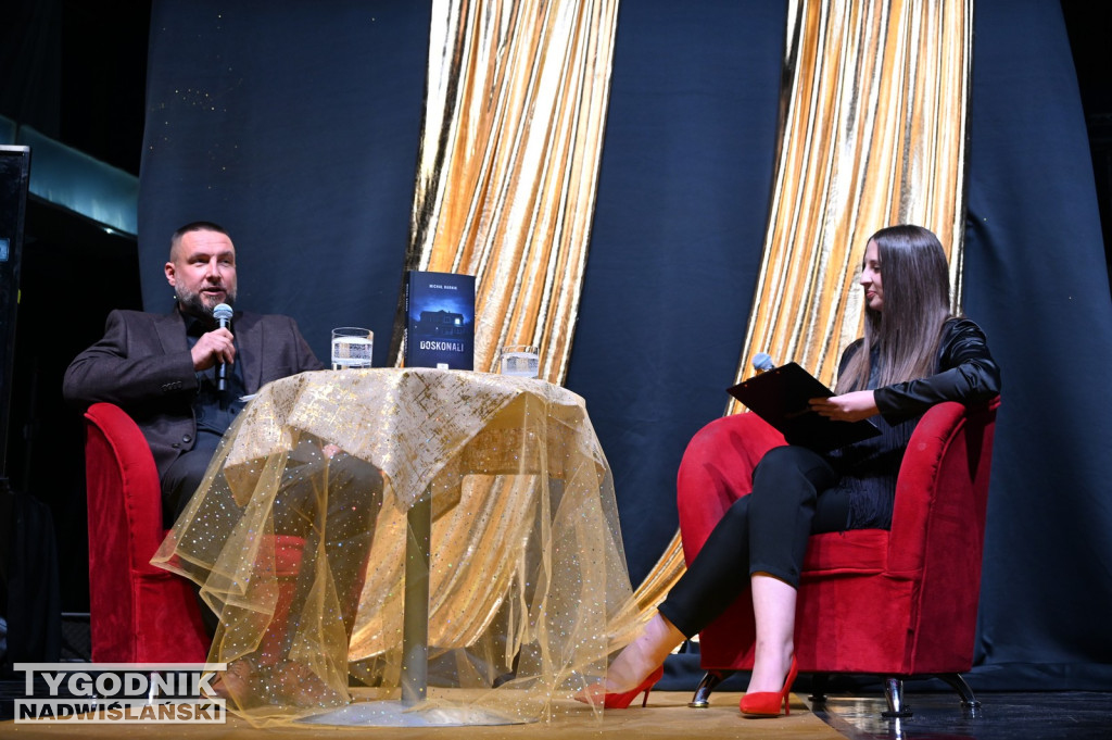 Premiera książki Michała Harnika - DOSKONALI