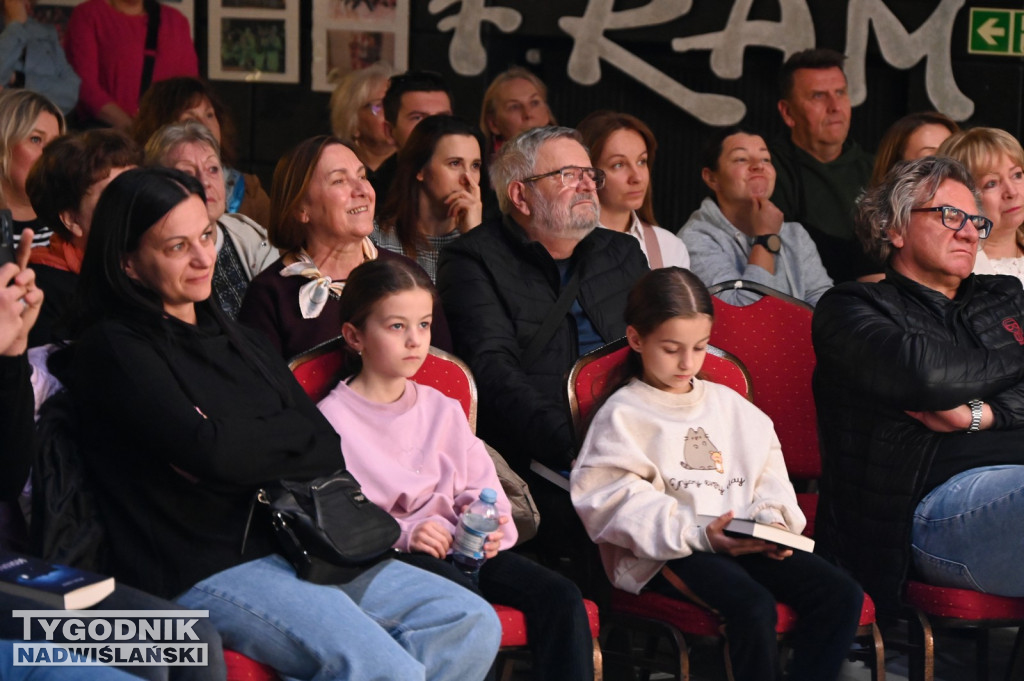 Premiera książki Michała Harnika - DOSKONALI