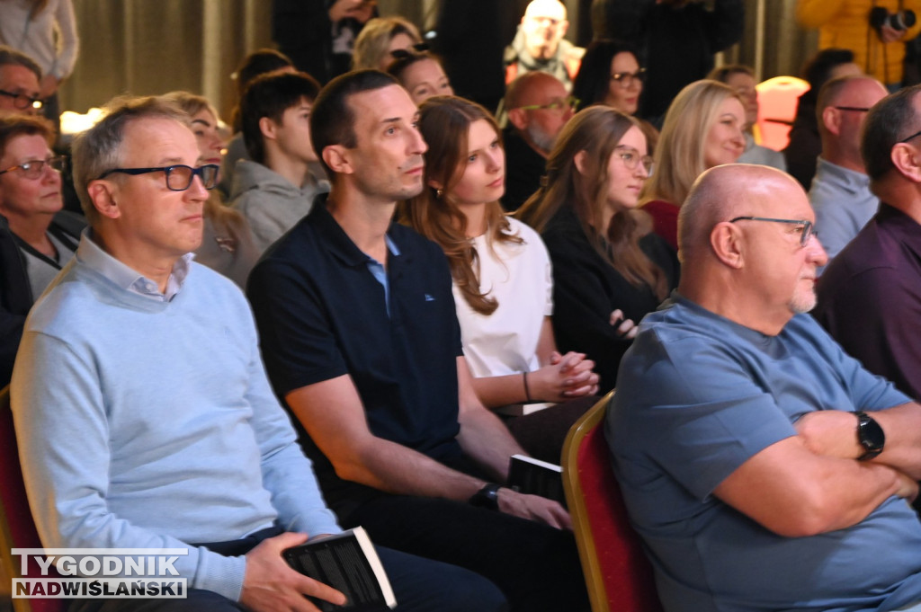 Premiera książki Michała Harnika - DOSKONALI