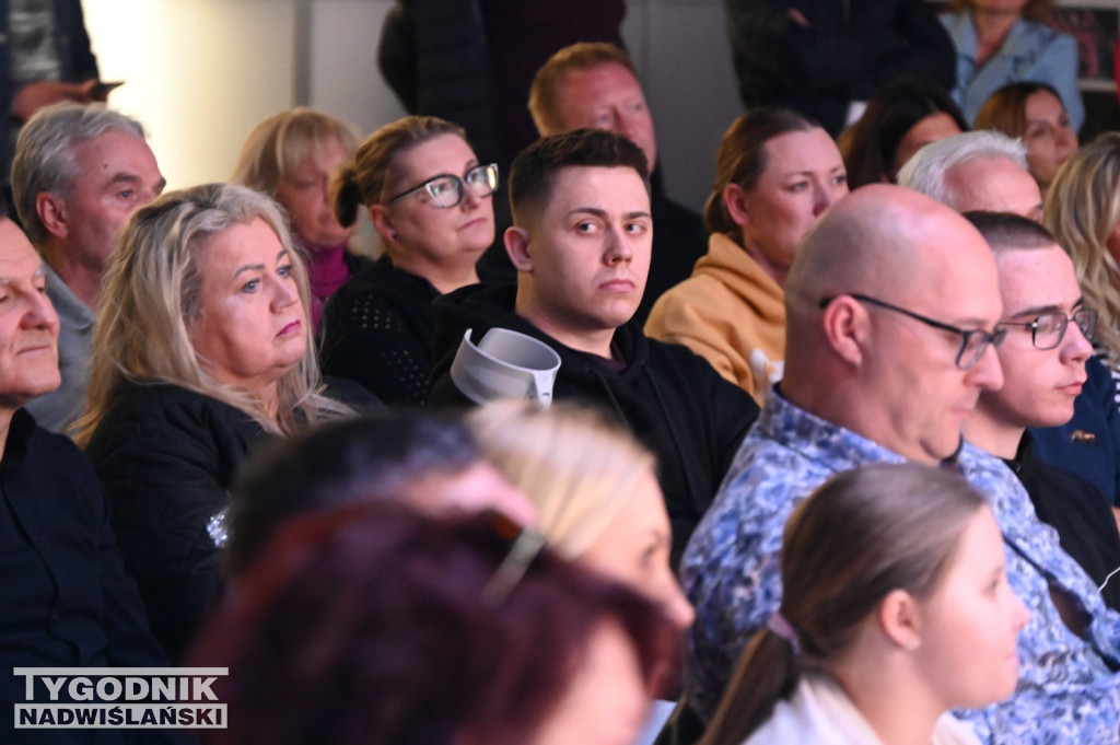 Premiera książki Michała Harnika - DOSKONALI