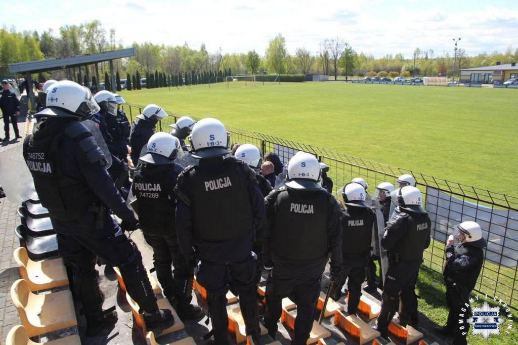 Ćwiczenia policyjne w Połańcu