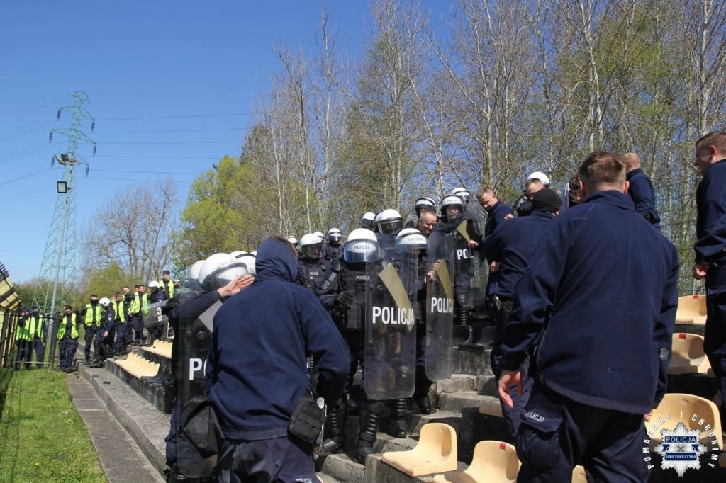 Ćwiczenia policyjne w Połańcu
