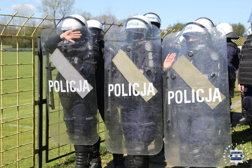Ćwiczenia policyjne w Połańcu