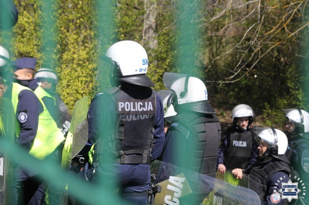 Ćwiczenia policyjne w Połańcu