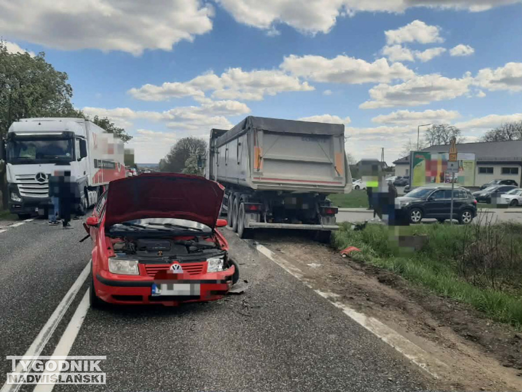 Wypadek w Trzebiesławicach w gminie Łoniów