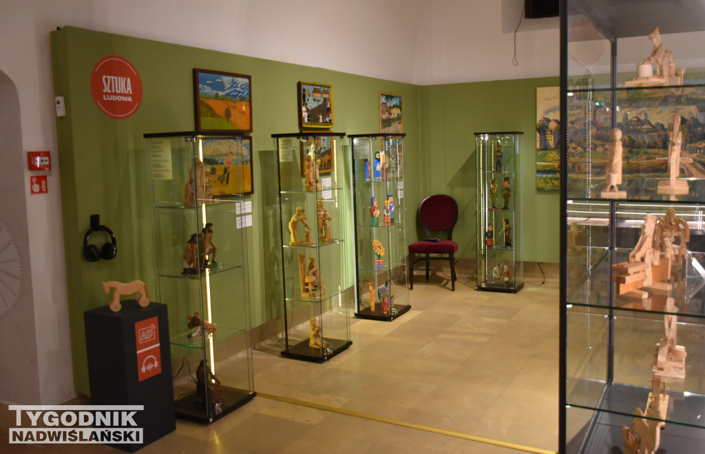 Wystawa „Ludowe dziedzictwo oczami młodych”