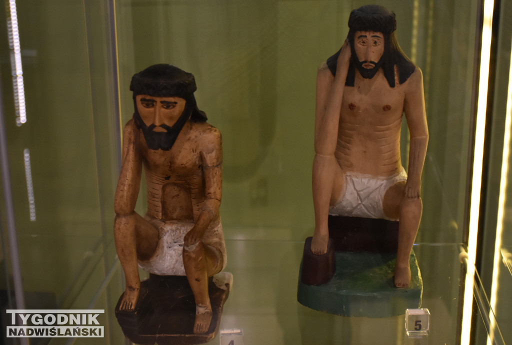 Wystawa „Ludowe dziedzictwo oczami młodych”