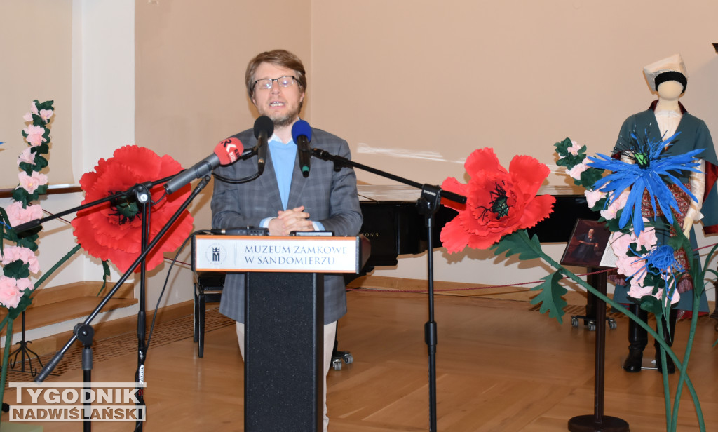 Wystawa „Ludowe dziedzictwo oczami młodych”