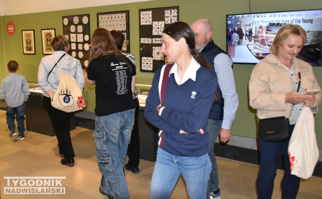 Wystawa „Ludowe dziedzictwo oczami młodych”