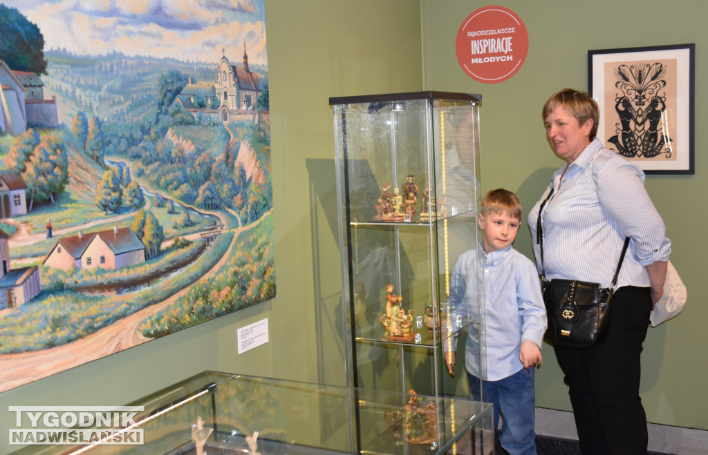 Wystawa „Ludowe dziedzictwo oczami młodych”