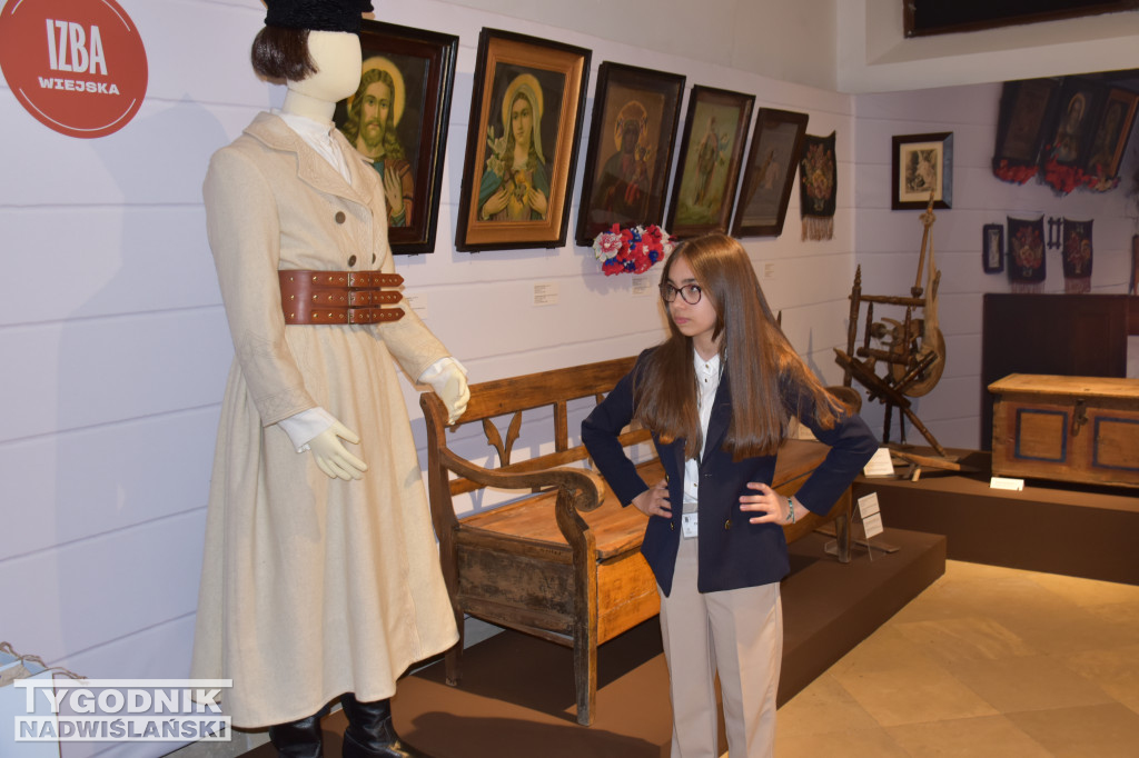 Wystawa „Ludowe dziedzictwo oczami młodych”