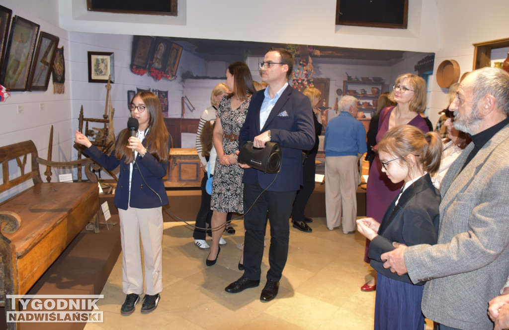 Wystawa „Ludowe dziedzictwo oczami młodych”