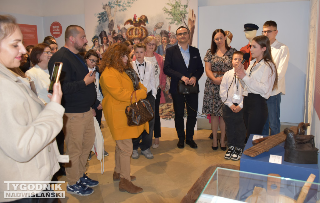 Wystawa „Ludowe dziedzictwo oczami młodych”