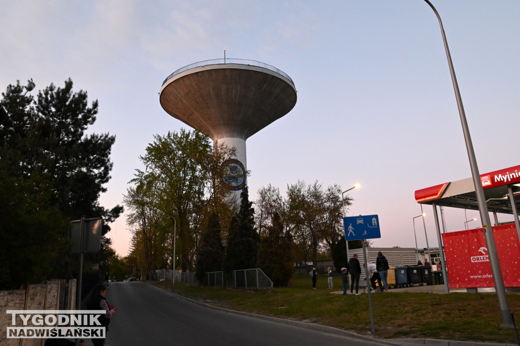 Premiera iluminacji wieży ciśnień w Tarnobrzegu