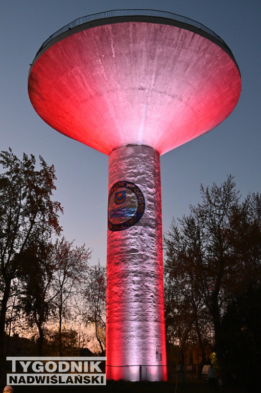 Premiera iluminacji wieży ciśnień w Tarnobrzegu