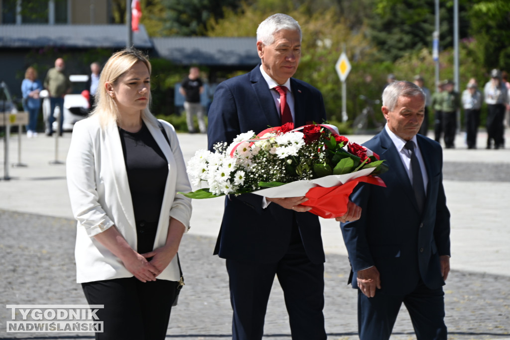 Święto Flagi w Nowej Dębie