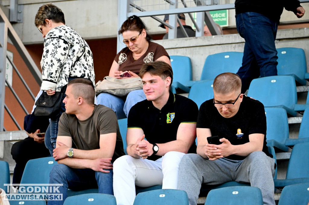 Kibice na meczu Siarka - KSZO Ostrowiec Świętokrzyski