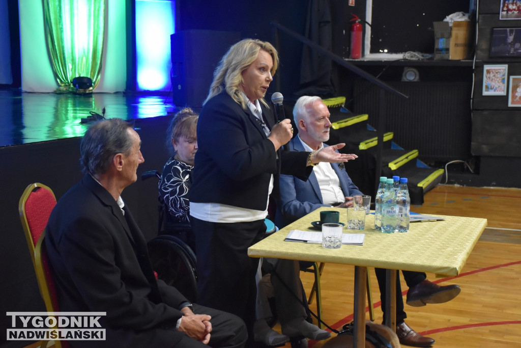 Spotkanie z posłanką Iwoną Hartwich w Tarnobrzegu