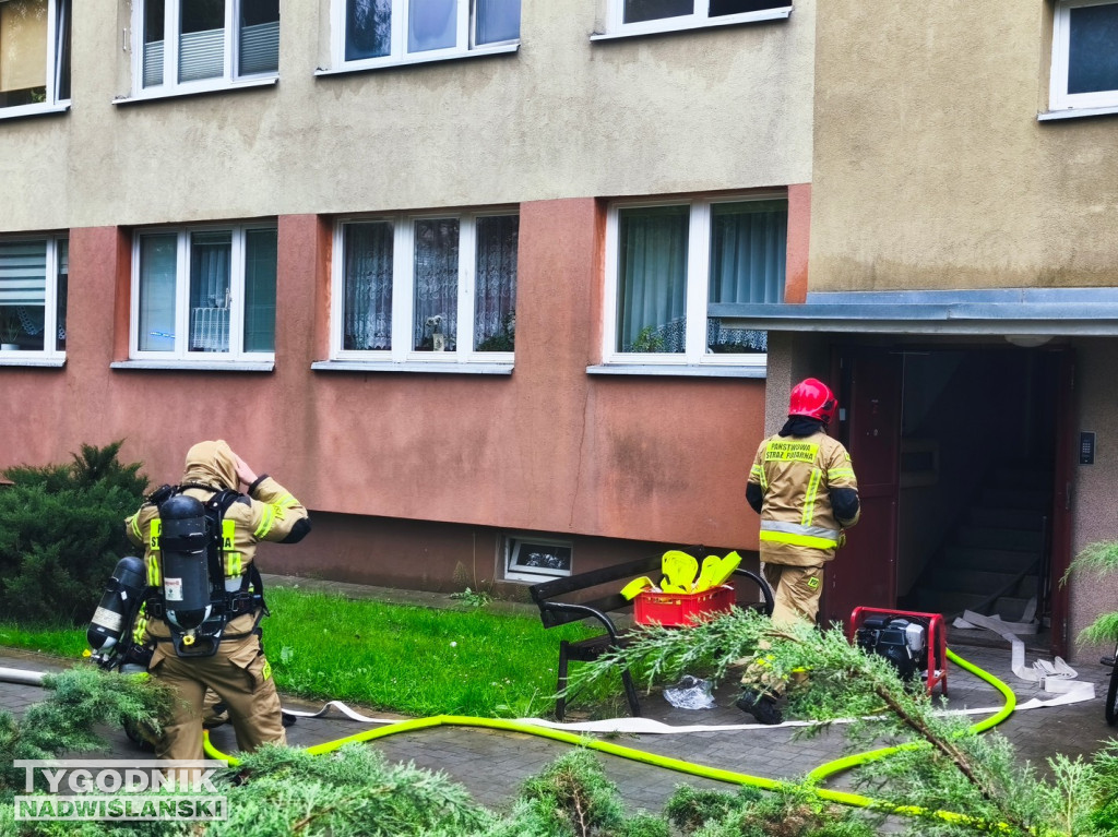 Pożar mieszkania na ul. Matejki w Tarnobrzegu