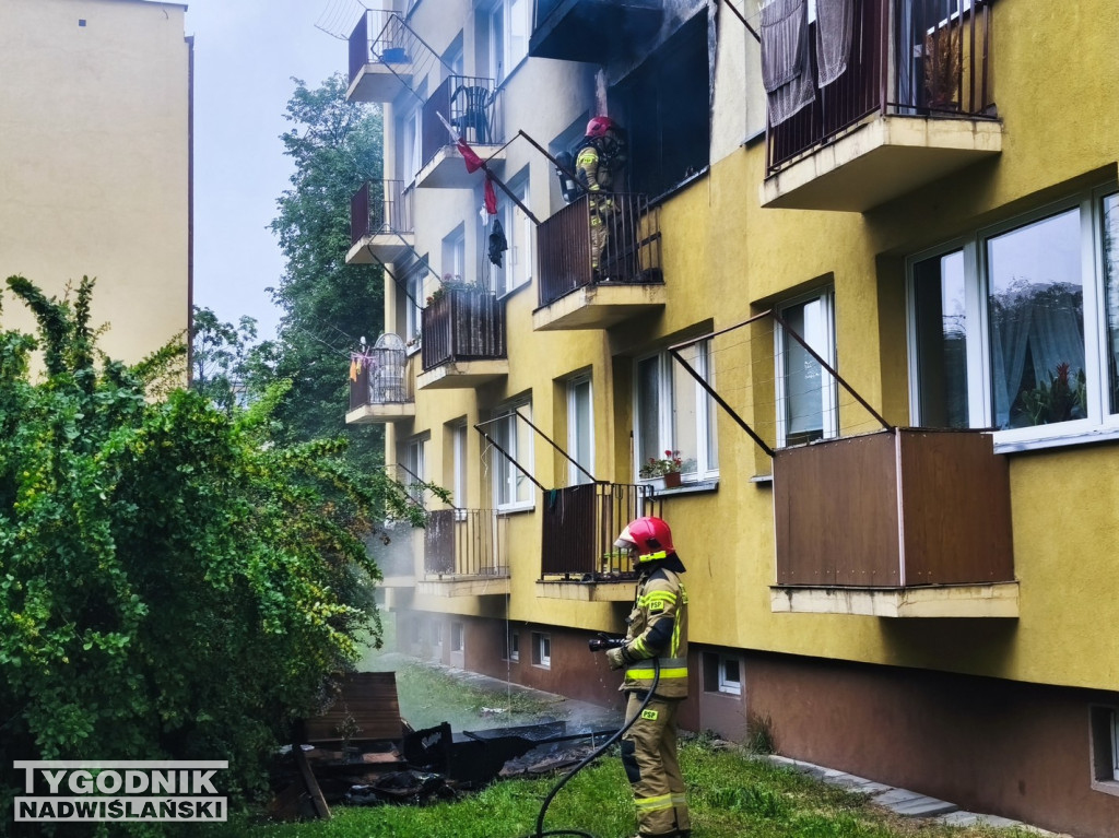 Pożar mieszkania na ul. Matejki w Tarnobrzegu
