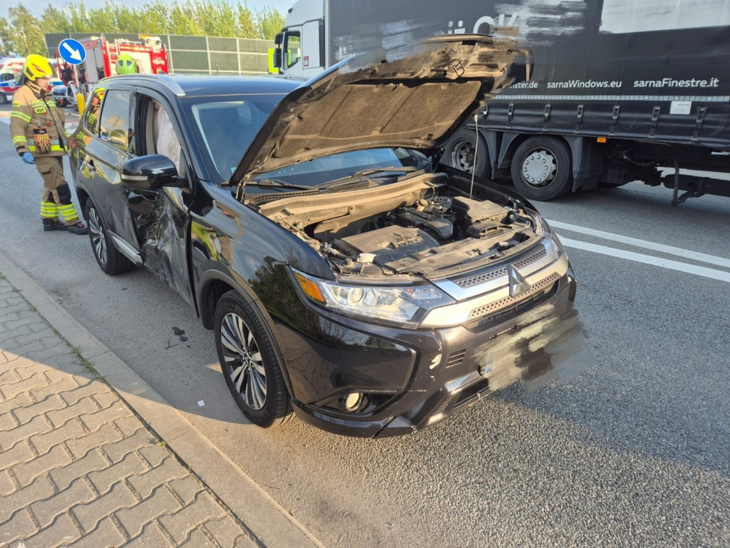 Wypadek na DK74 w Zawadzie