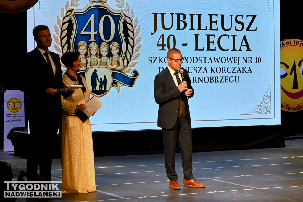 Jubileusz SP 10 w Tarnobrzegu
