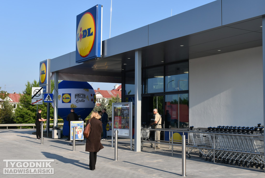 Nowe centrum handlowe w Sandomierzu