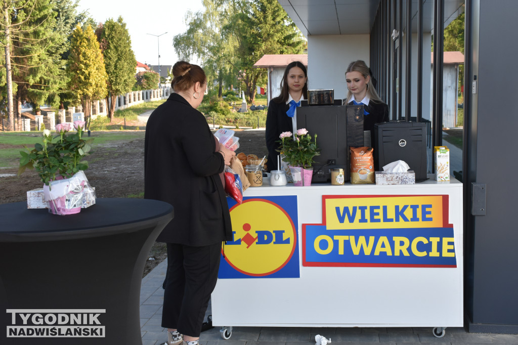 Nowe centrum handlowe w Sandomierzu