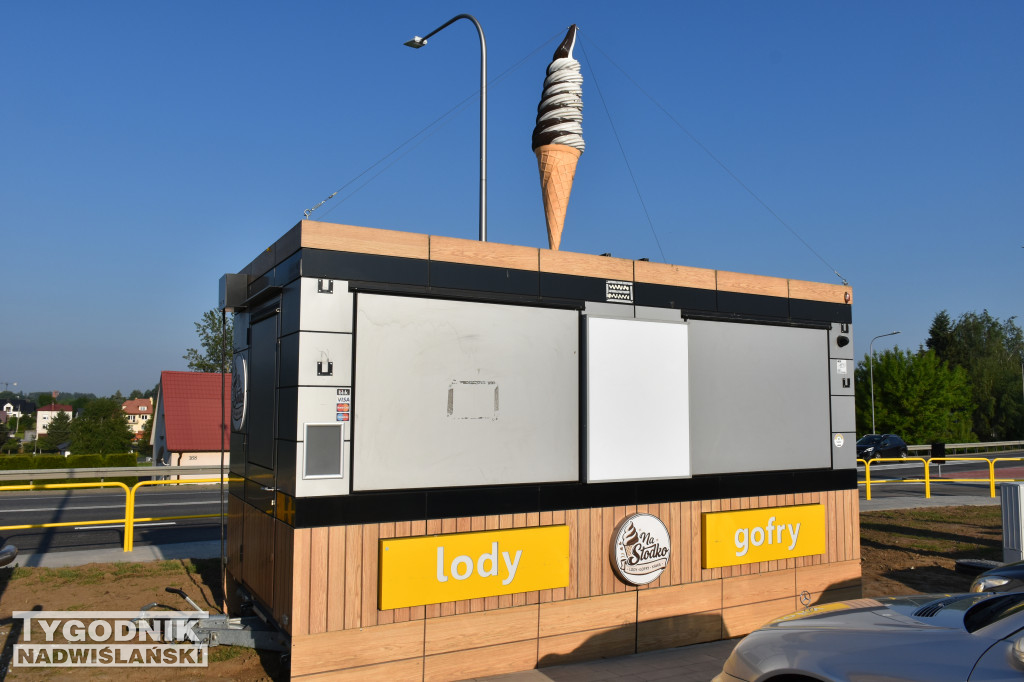 Nowe centrum handlowe w Sandomierzu