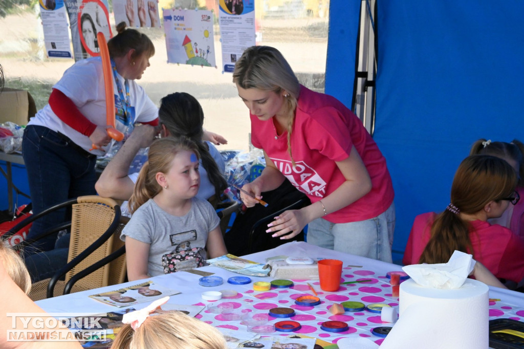 Piknik rodzinny na placu Bartosza Głowackiego w Tarnobrzegu