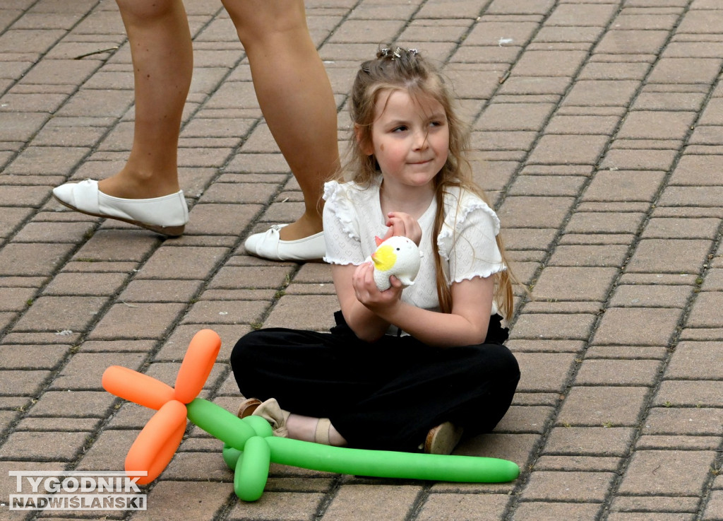 Piknik rodzinny na placu Bartosza Głowackiego w Tarnobrzegu