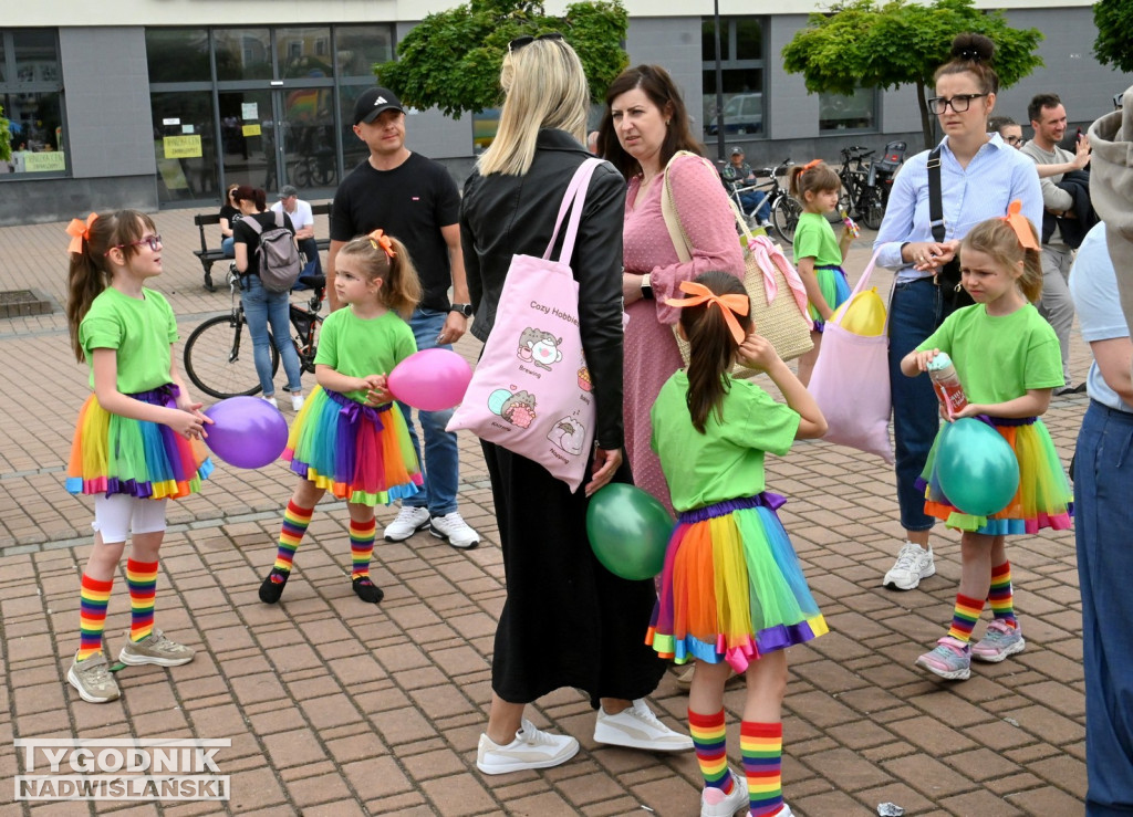 Piknik rodzinny na placu Bartosza Głowackiego w Tarnobrzegu