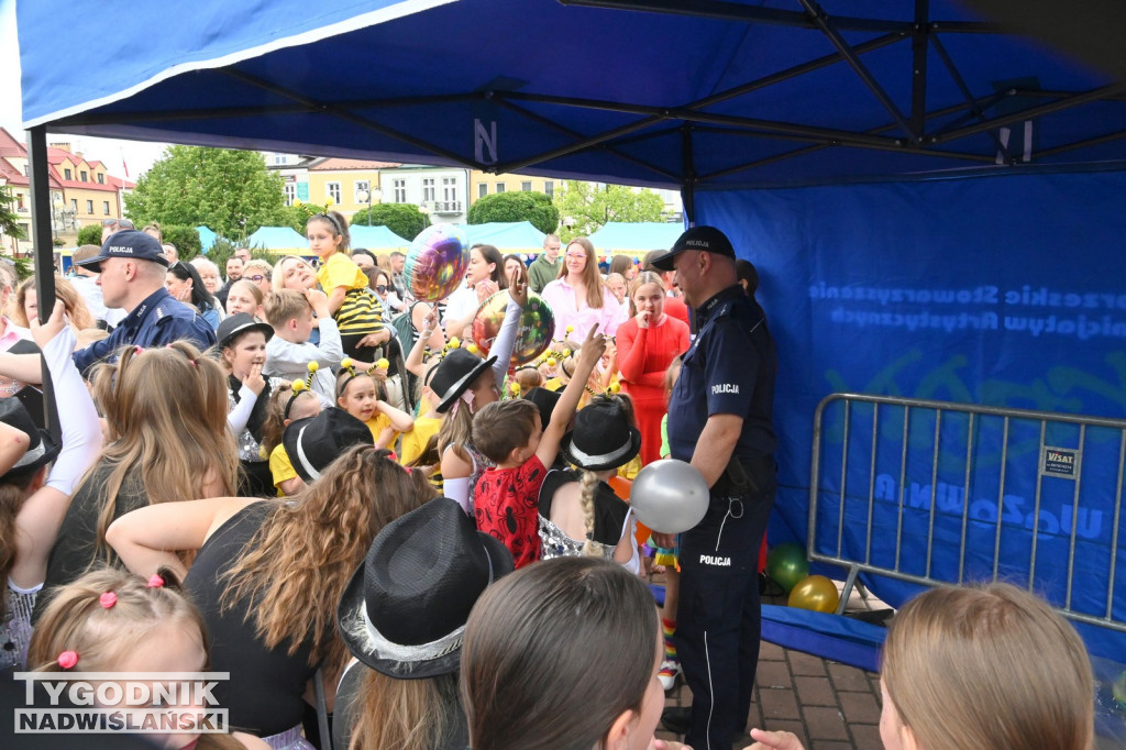 Piknik rodzinny na placu Bartosza Głowackiego w Tarnobrzegu