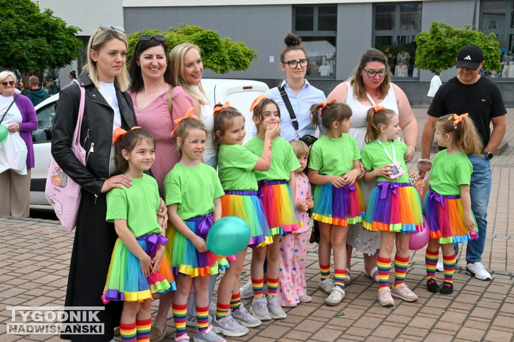 Piknik rodzinny na placu Bartosza Głowackiego w Tarnobrzegu