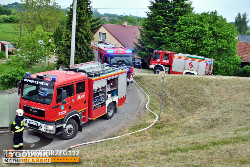 Pożar wiaty w Tarnobrzegu-Dzikowie