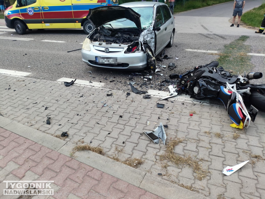 Wypadek w Luszycy na DK79