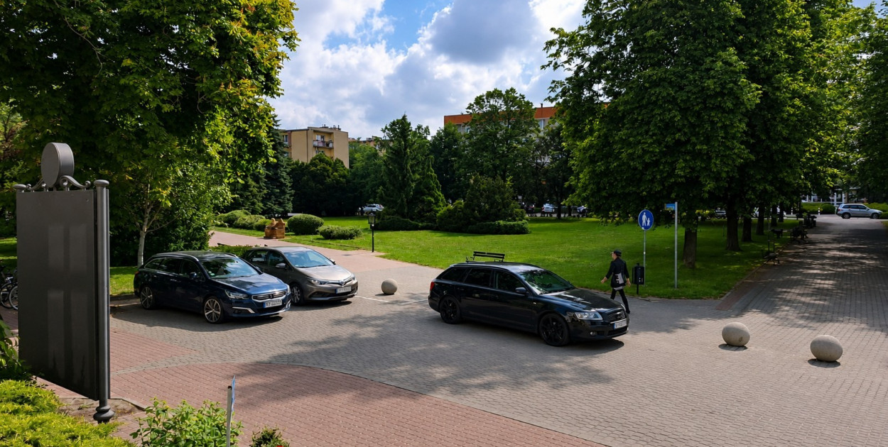 Plac Antoniego Surowieckiego w Tarnobrzegu