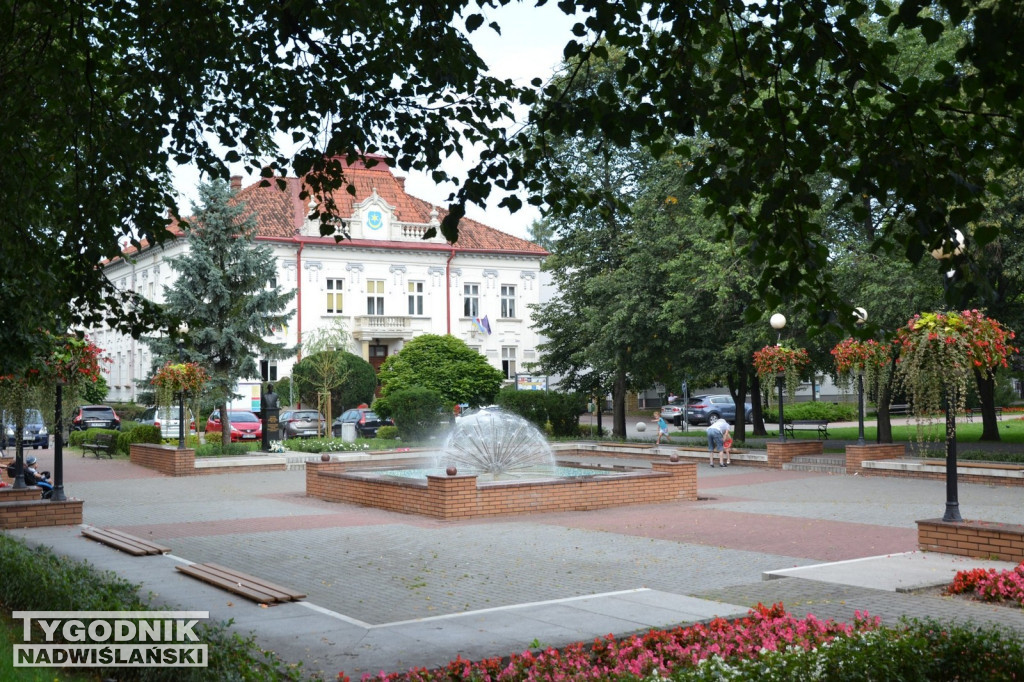 Plac Antoniego Surowieckiego w Tarnobrzegu