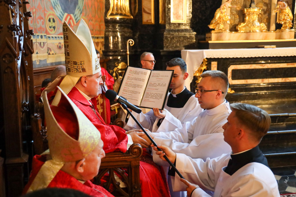 Święcenia diakonatu w sandomierskiej katedrze