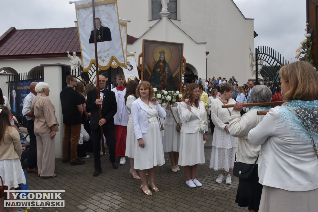 Uroczystość Bożego Ciała w Nowej Dębie