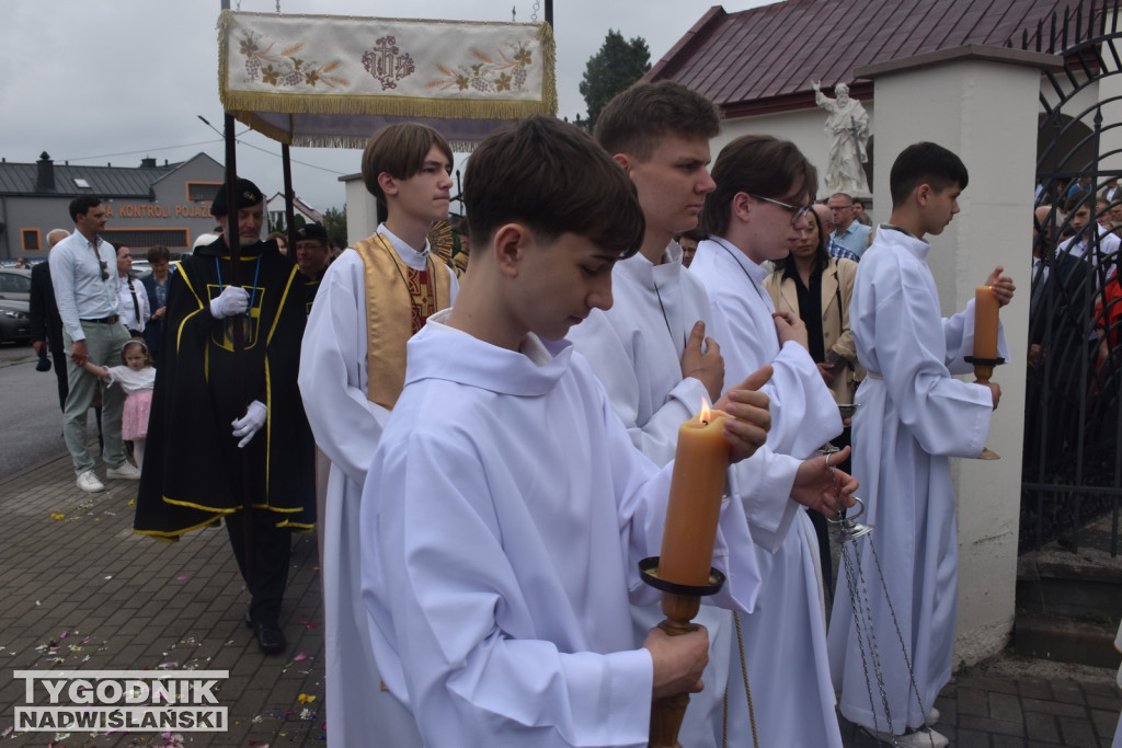 Uroczystość Bożego Ciała w Nowej Dębie