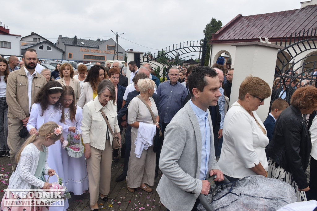 Uroczystość Bożego Ciała w Nowej Dębie