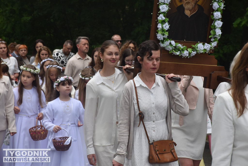 Uroczystość Bożego Ciała w Nowej Dębie